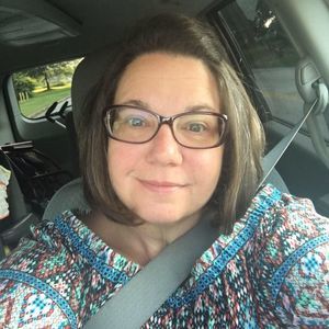 Meet your Posher, Leslie